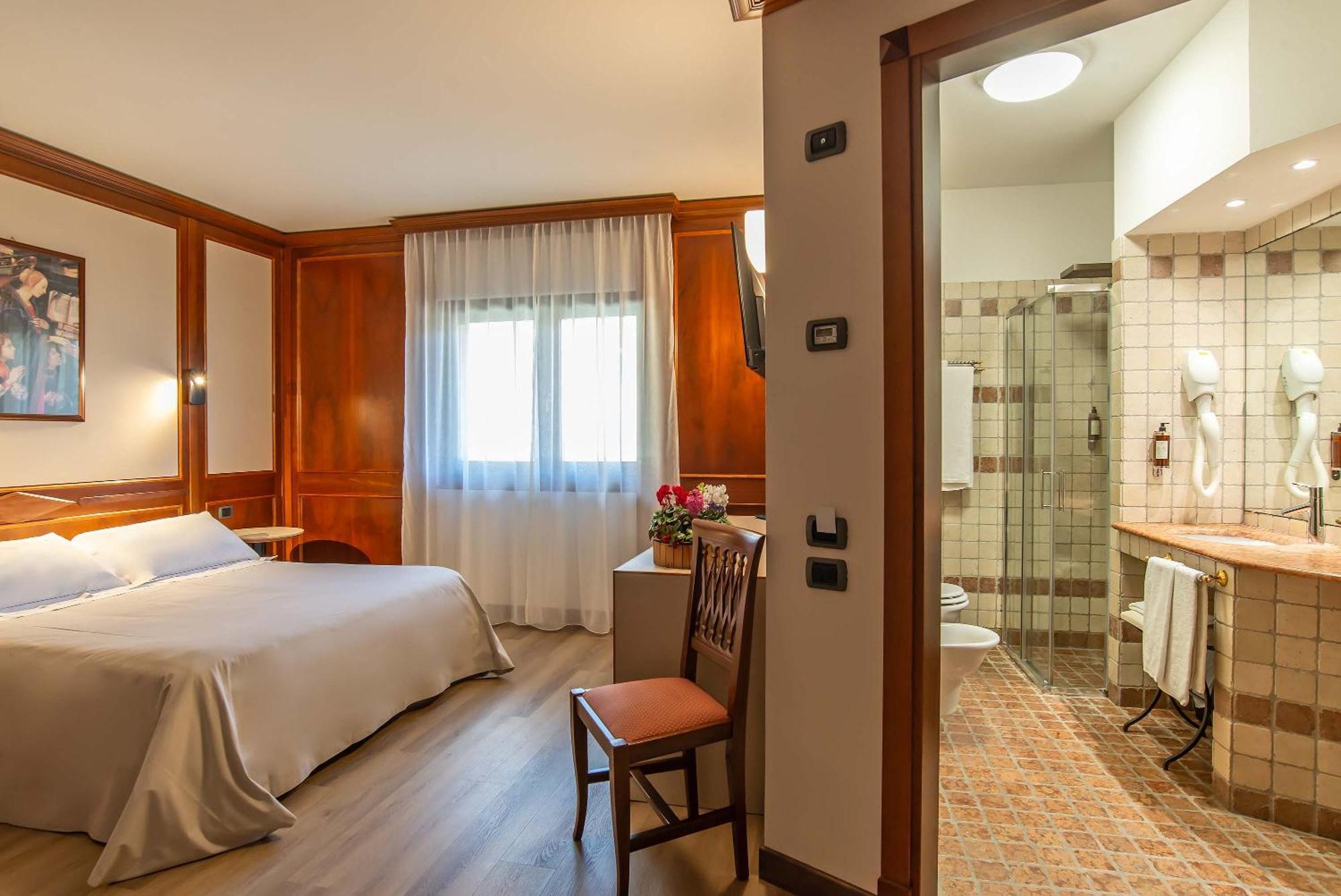 Relais Du Foyer Hotel Châtillon